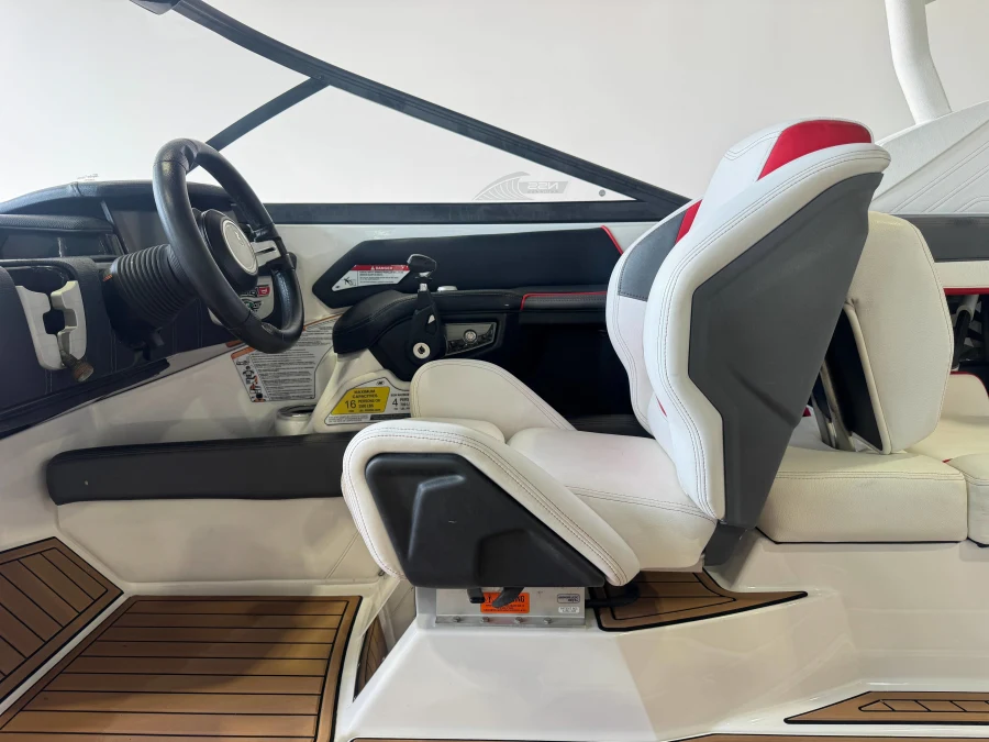 2018-nautique-g23-143565-image23