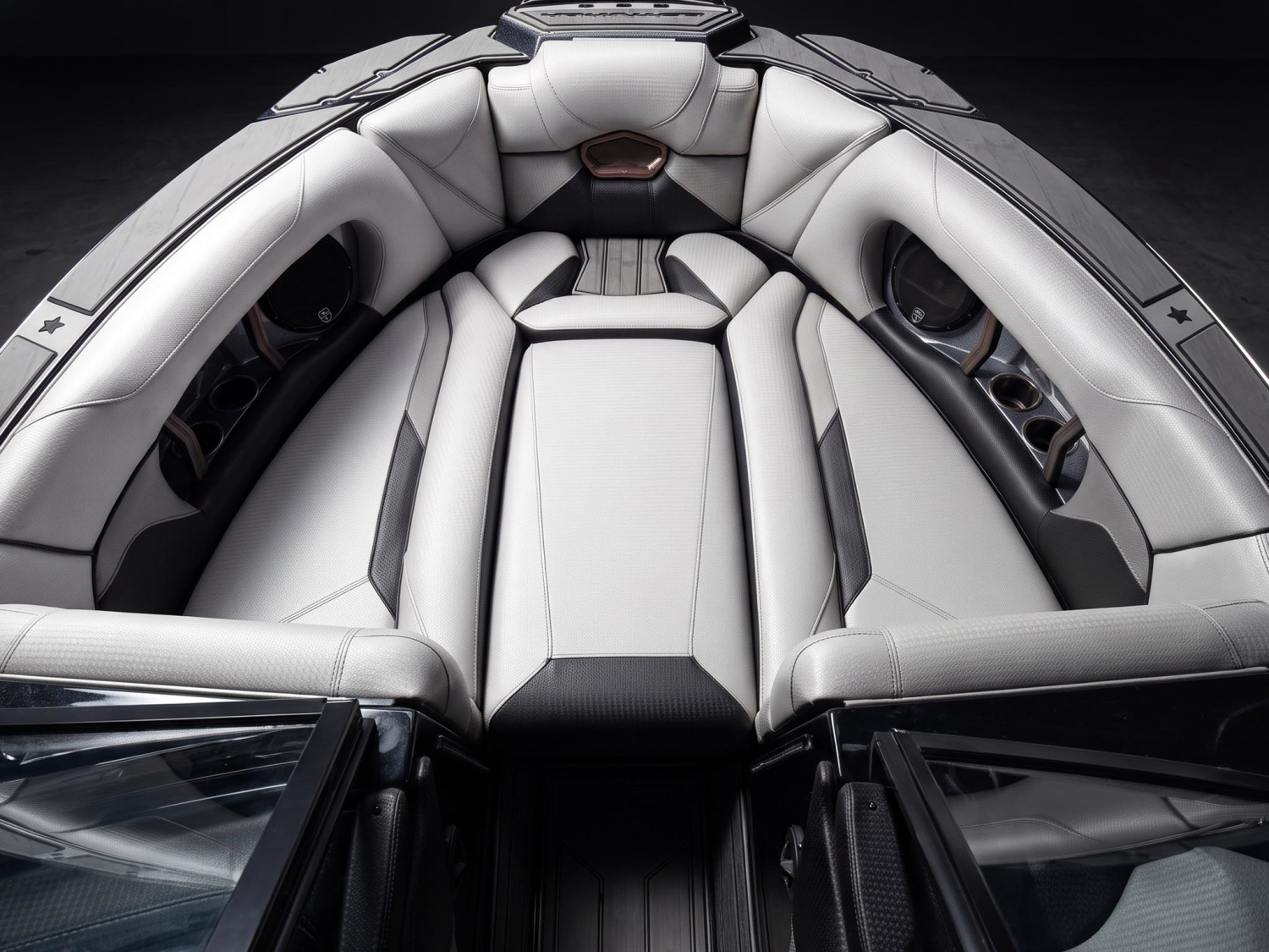 2021 Centurion Boats Ri245