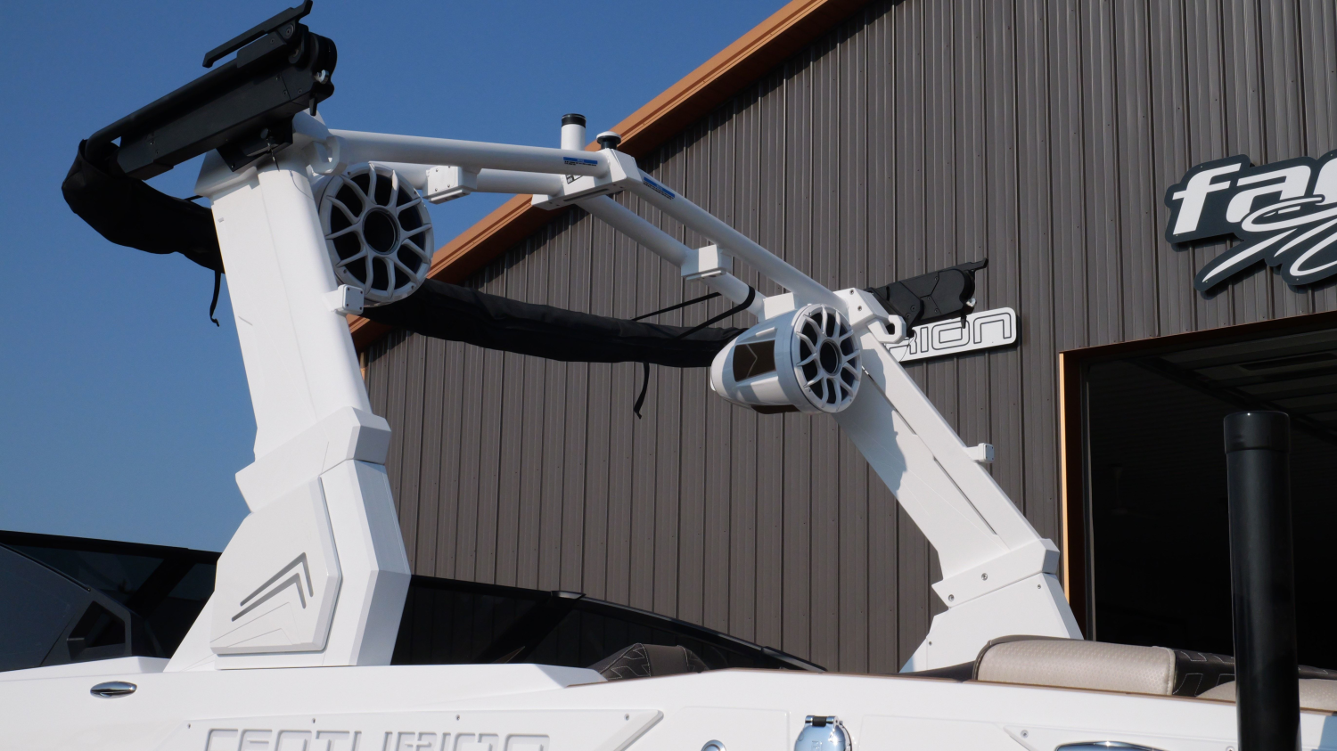 2027 Centurion Ri230