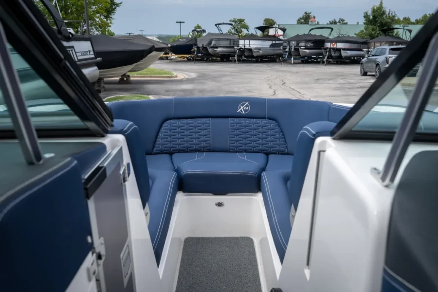 2021-mastercraft-x24-143583-image12.webp