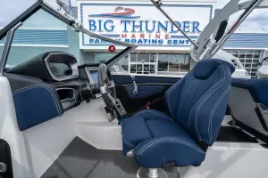 2021-mastercraft-x24-143583-image8.webp