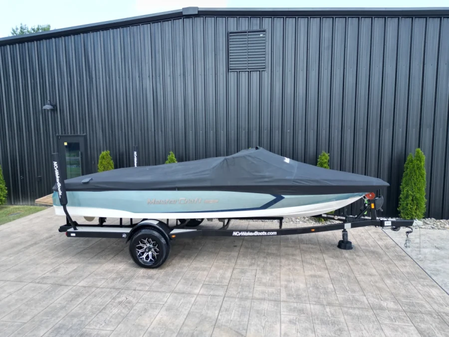 2023-mastercraft-prostar-143584-image12.webp
