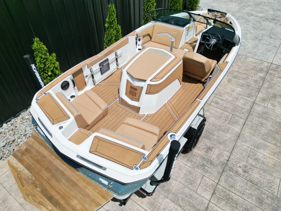 2023-mastercraft-prostar-143584-image6.webp