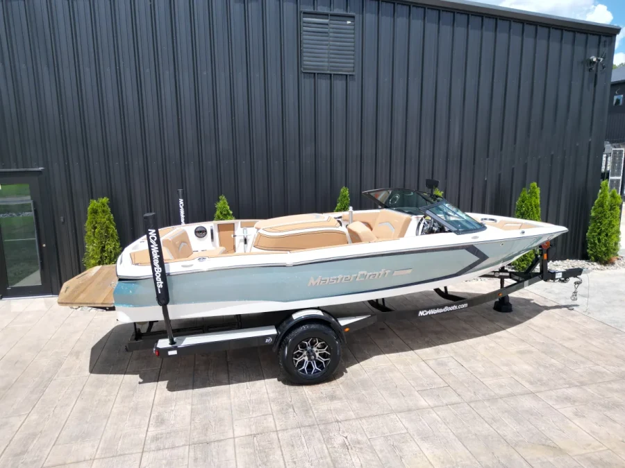 2023-mastercraft-prostar-143584-image7.webp