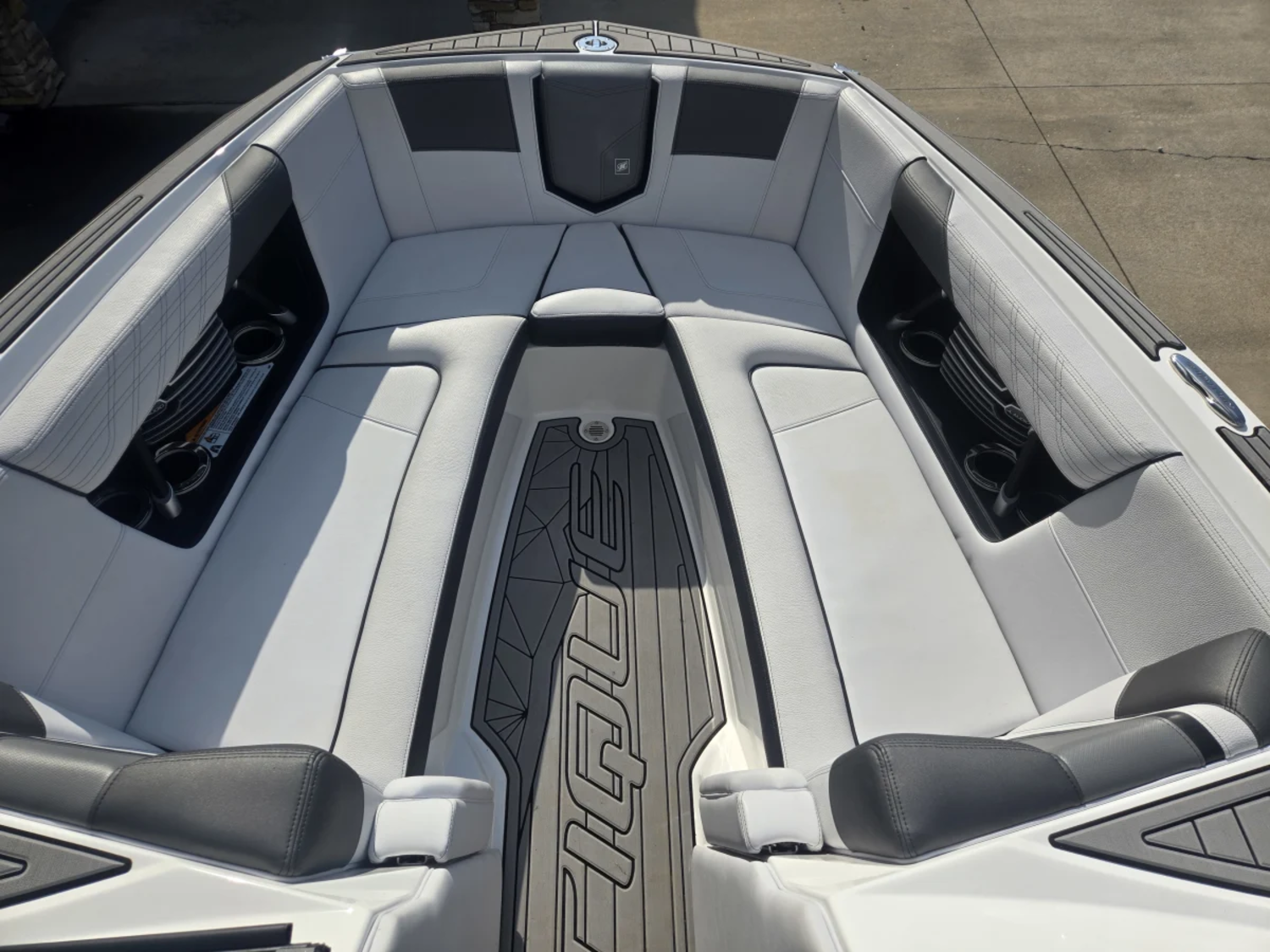 2018 Nautique G25