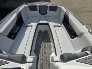 2018-nautique-g25-143595-image1.webp