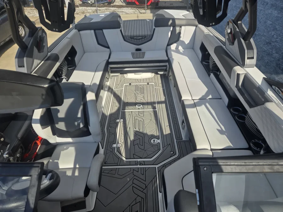 2018-nautique-g25-143595-image3.webp