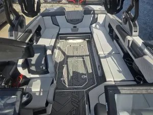2018-nautique-g25-143595-image3.webp