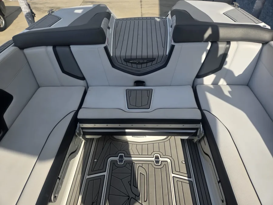 2018-nautique-g25-143595-image8.webp
