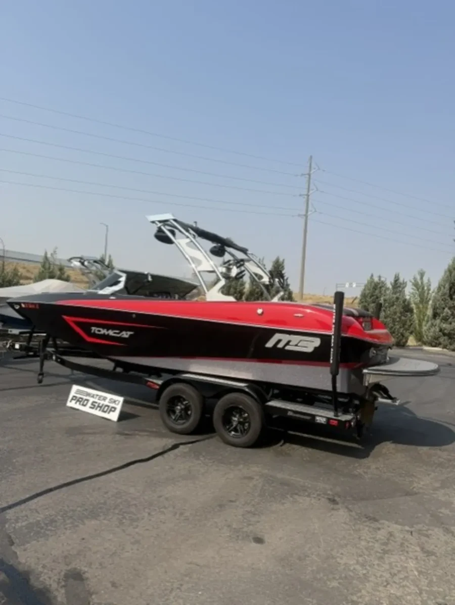 2014-mb-sports-f22-tomcat-143598-image18.webp