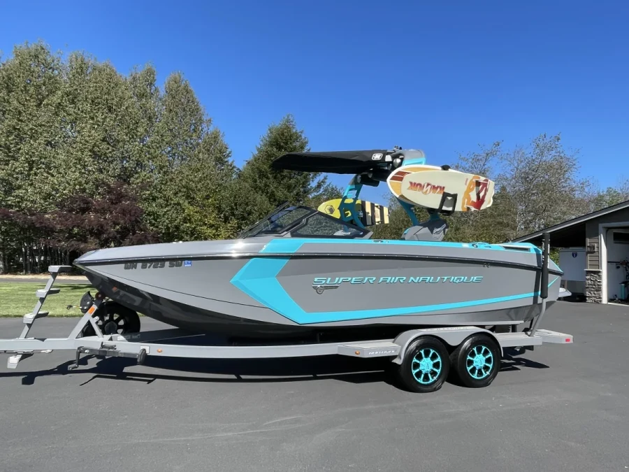 2020-nautique-g23-143600-image3.webp