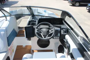 2026-malibu-wakesetter-22-lsv-143601-image14.webp