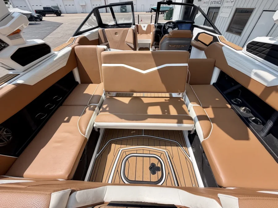 2023-nautique-s23-143609-image25.webp