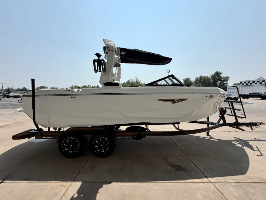2023-nautique-s23-143609-image5.webp