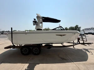 2023-nautique-s23-143609-image5.webp