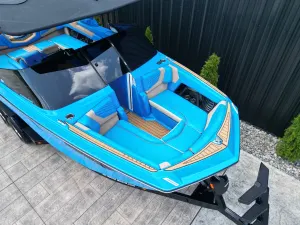 2024-nautique-g23-143610-image3.webp