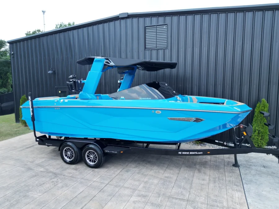 2024-nautique-g23-143610-image8.webp