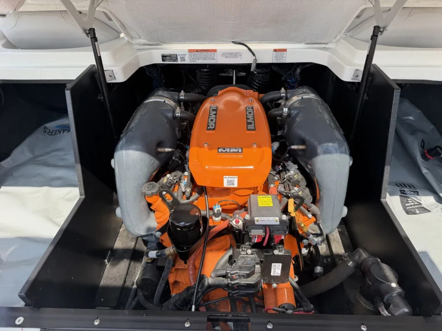 2018-mastercraft-x46-143612-image13.webp