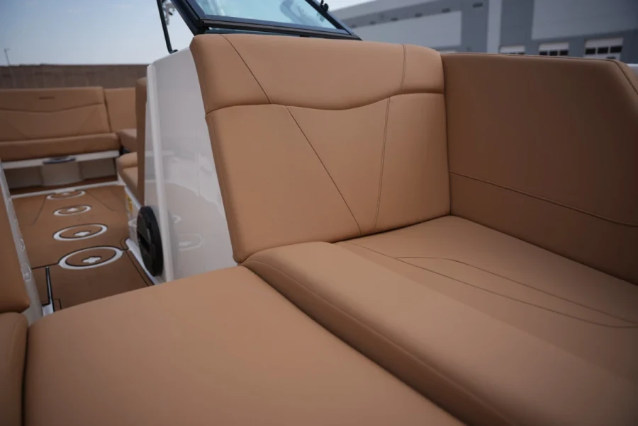 2021-mastercraft-nxt22-143621-image6.webp