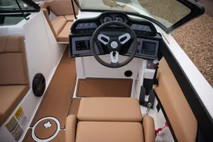2021-mastercraft-nxt22-143621-image9.webp