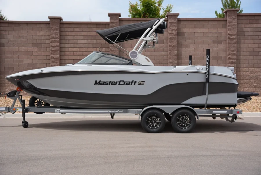 2026-mastercraft-xt23-143622-image1.webp