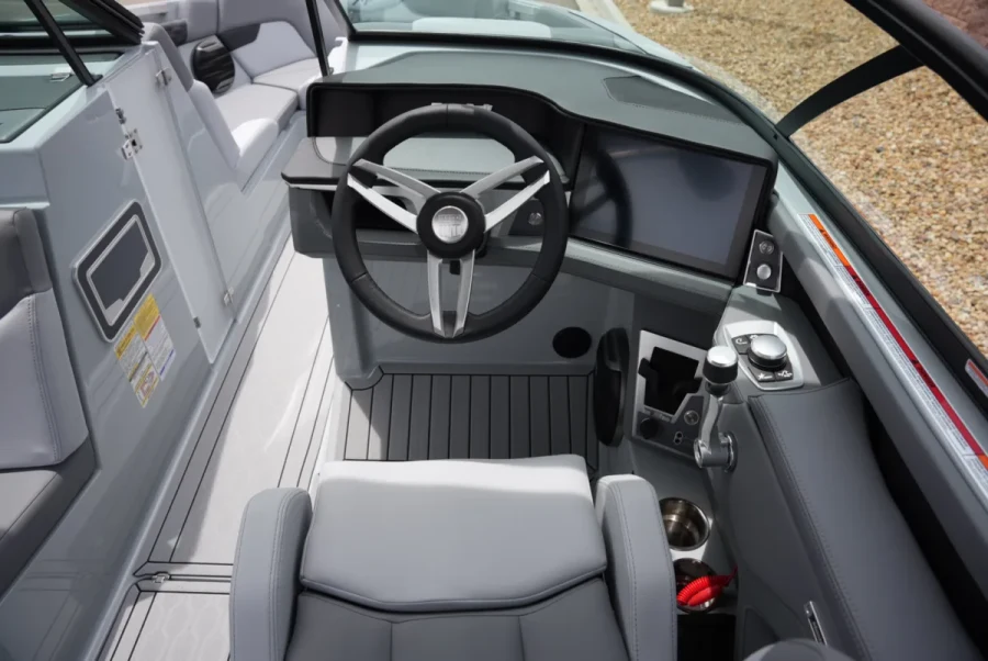 2026-mastercraft-xt23-143622-image12.webp