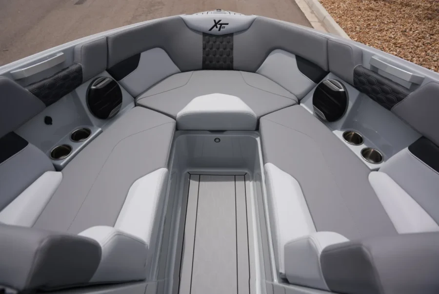 2026-mastercraft-xt23-143622-image8.webp