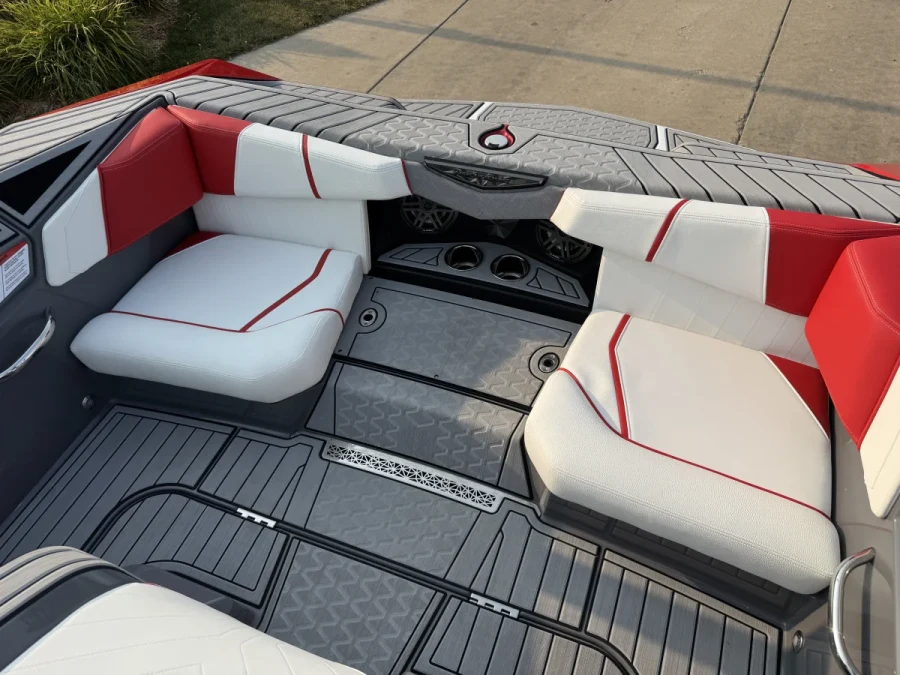 2024-nautique-ski-nautique-143624-image10.webp