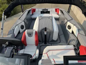 2024-nautique-ski-nautique-143624-image15.webp