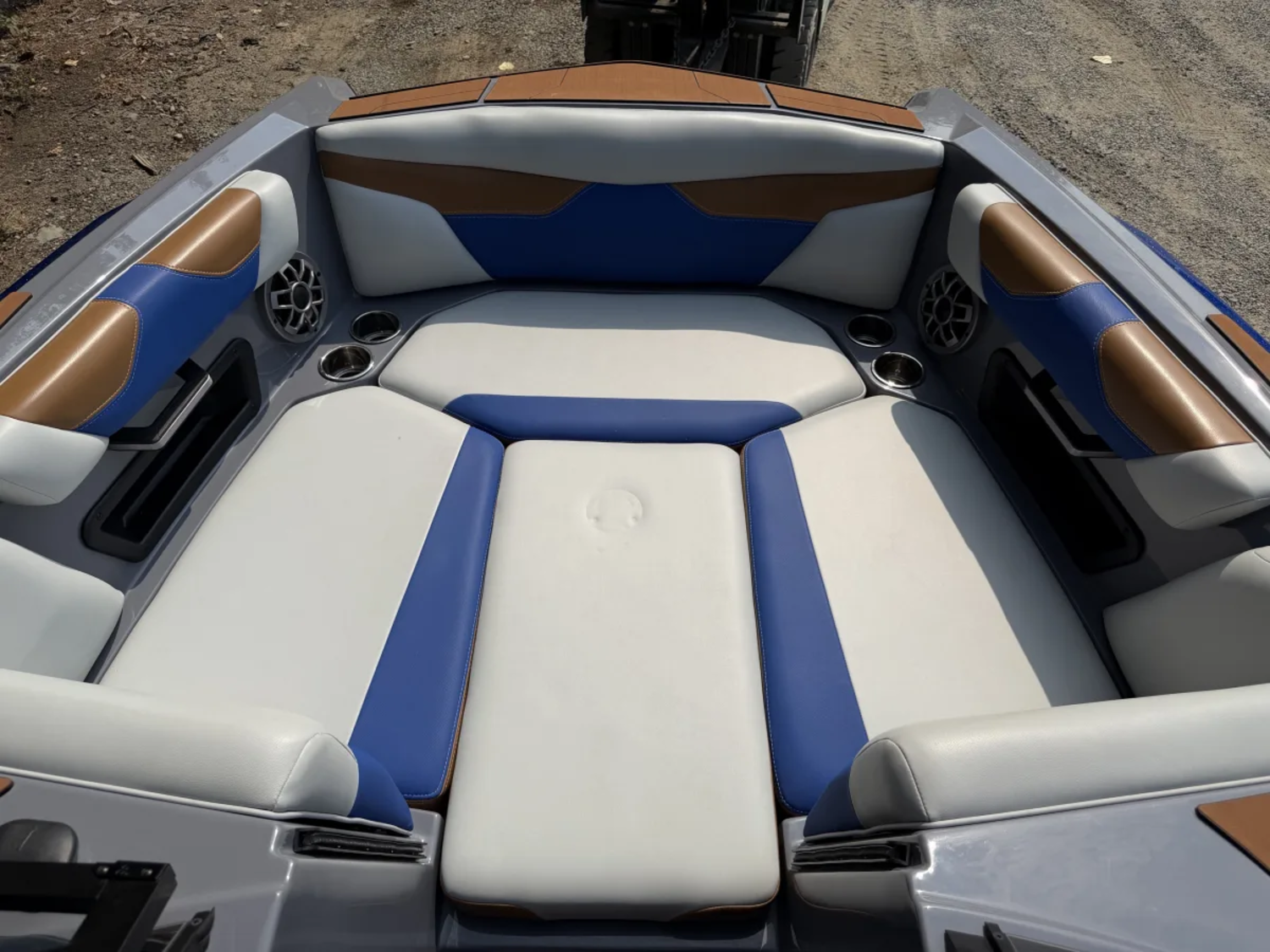 2022 Axis A22