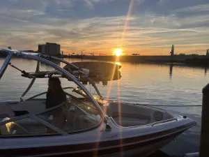 2000-mastercraft-maristar-210-143629-image0.webp