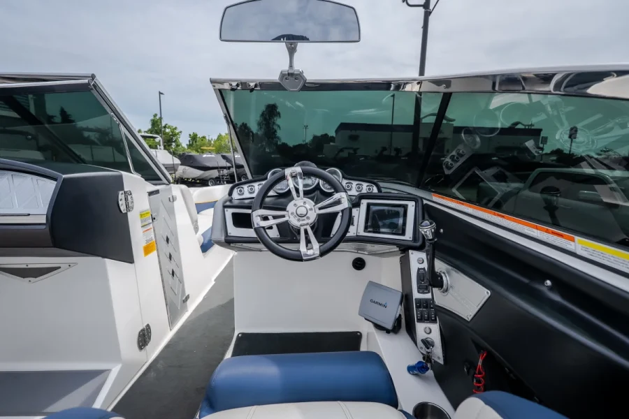 2012-mastercraft-x55-143630-image6.webp
