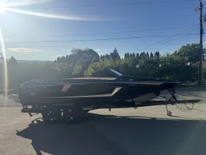 2020-malibu--wakesetter-23-mxz-143633-image3.webp
