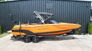 2022-mastercraft-nxt24-143635-image0.webp
