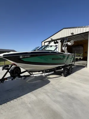 2015-mastercraft-x20-143648-image0.webp