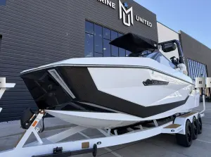 2025-nautique-g23-143655-image0.webp