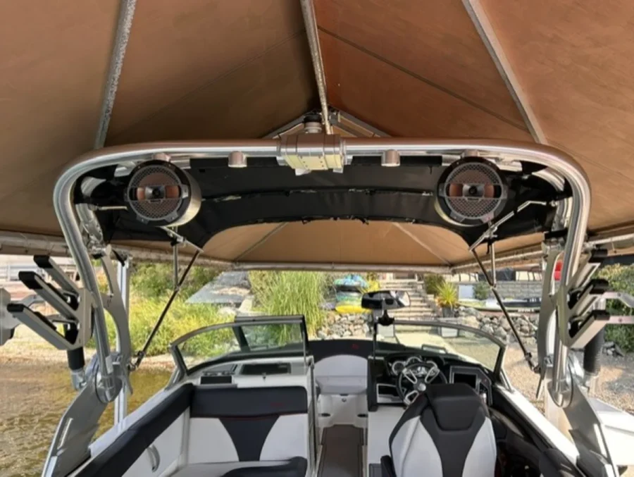2021-mastercraft-xt22-143659-image9.webp
