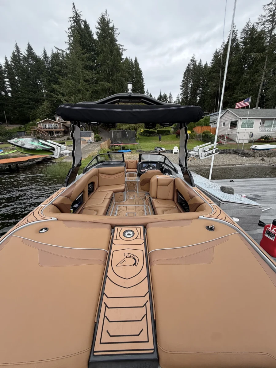 2019-centurion-ri237-143660-image6.webp