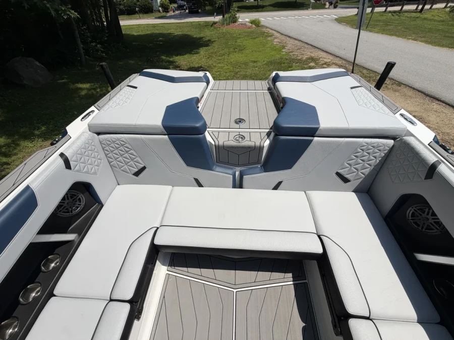 2024-nautique-gs22-143663-image9.webp