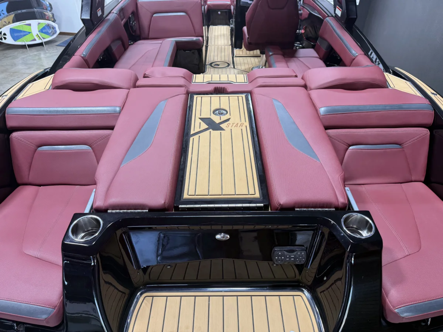 2023 MasterCraft XStarS - Photo Boat