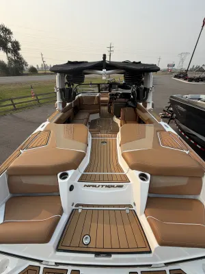 2022-nautique-g23-143669-image2.webp