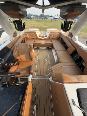 2022-nautique-g23-143669-image3.webp