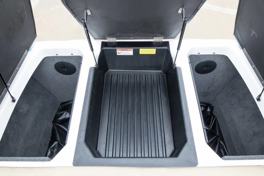 2021-moomba-max-143673-image11.webp
