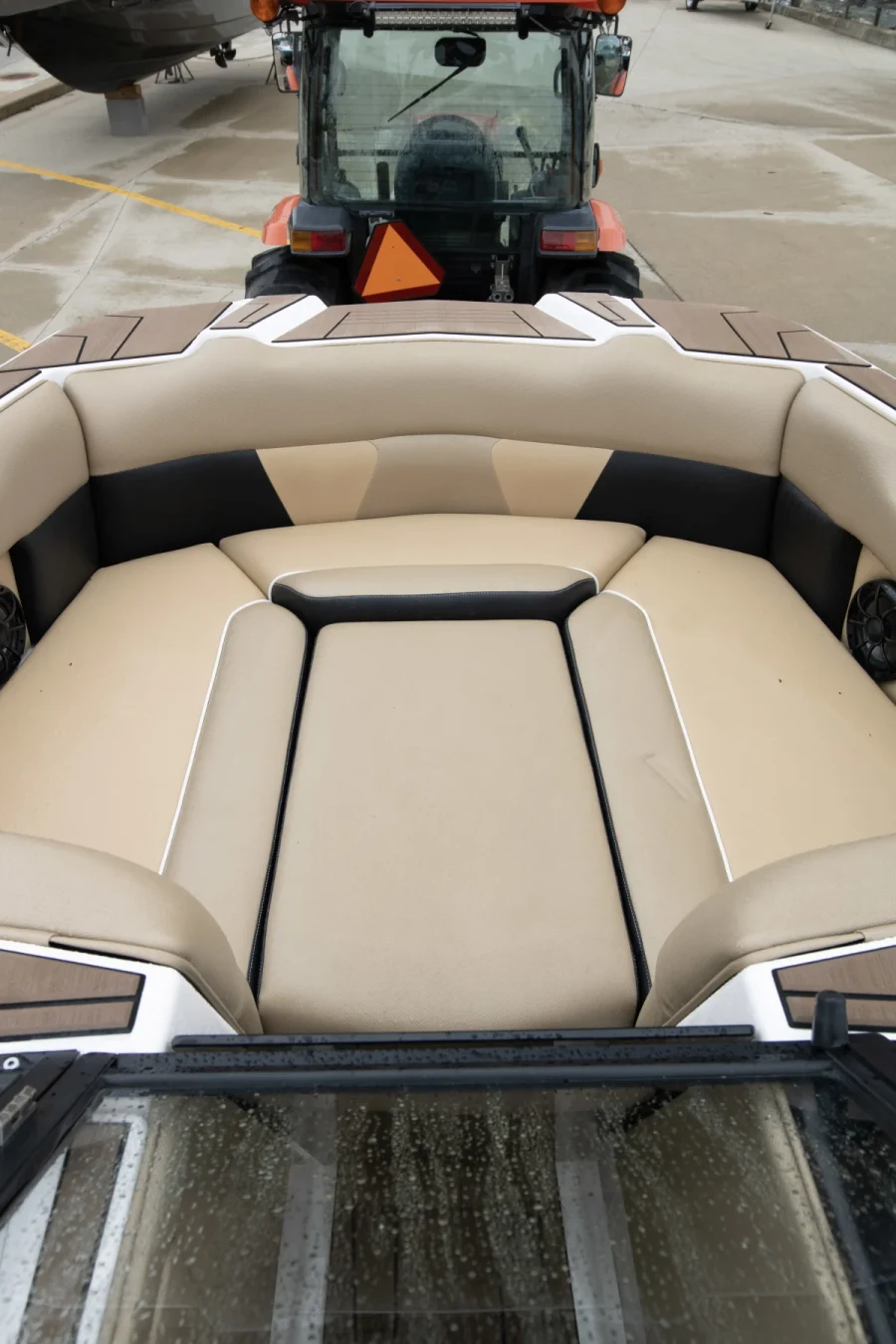 2021-moomba-max-143673-image4.webp