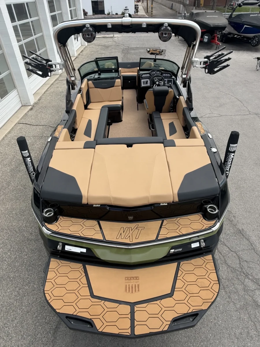2023-mastercraft-nxt22-143677-image19.webp
