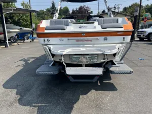 2025-malibu-wakesetter-22-mxz-143684-image2.webp