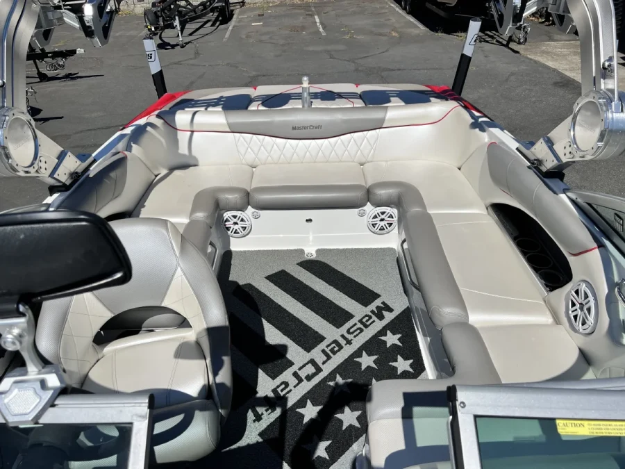 2011-mastercraft-x15-143686-image6.webp