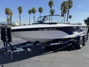 2000-nautique-ski-nautique-196-143687-image9.webp