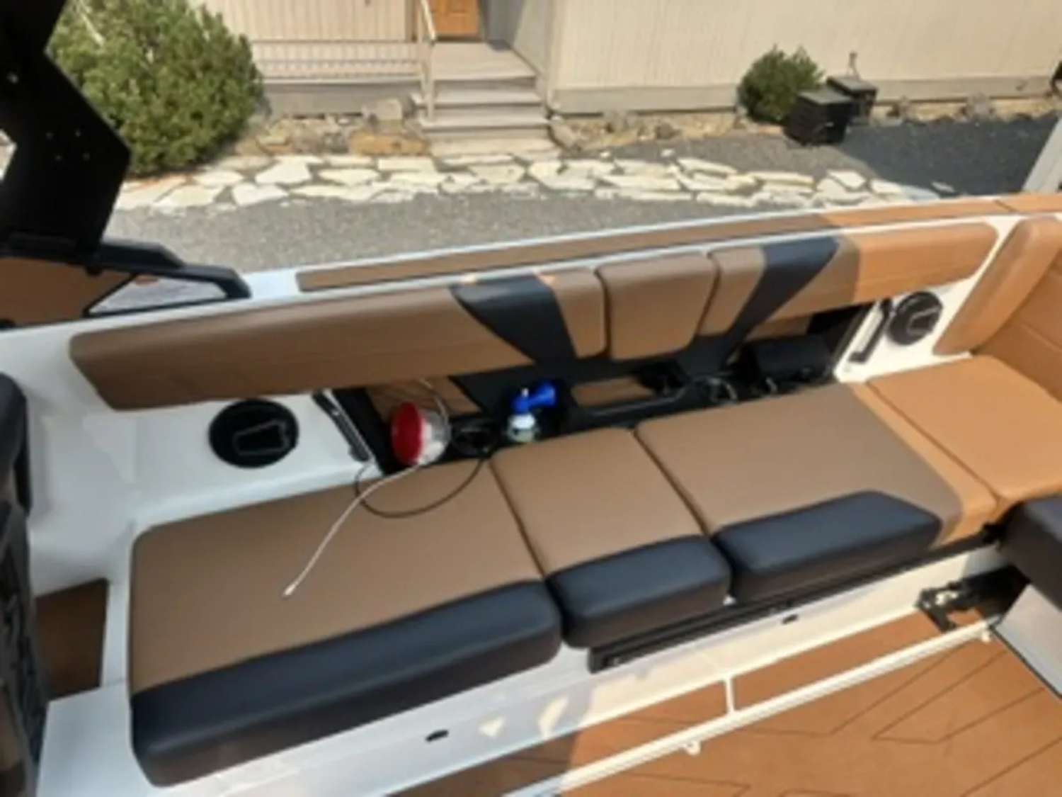 2026 Axis T250