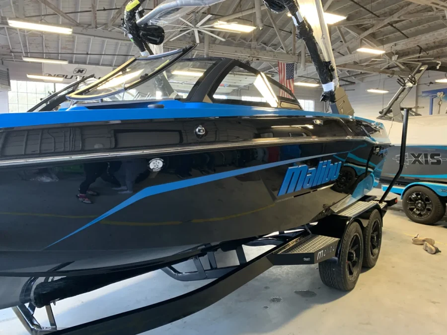2021-malibu-wakesetter-23-lsv-143699-image7.webp